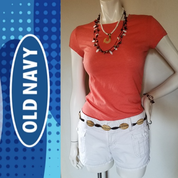 Lots of Leg White Short Shorts TRENDING SPRING 8 - Picture 2 of 7